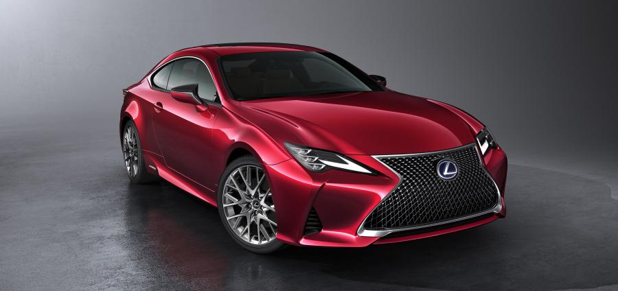  Lexus RC300h 2018 года  (WW) (фото 7 из 139)